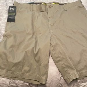 Men’s Lee Extreme Comfort Size 42 Shorts